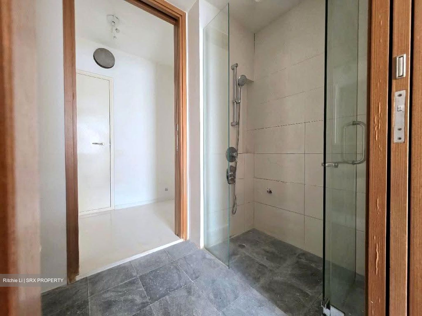 RV Suites (D10), Apartment #617680381